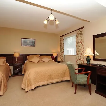 ファームステイ Muckross Riding Stables